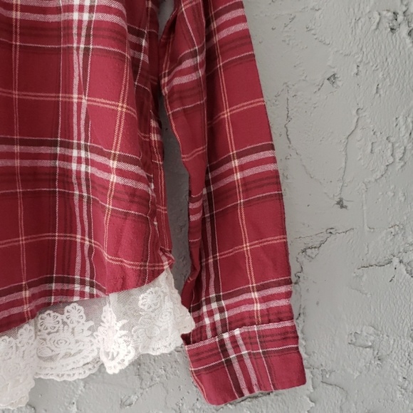 Hollister shirt - Picture 3 of 4